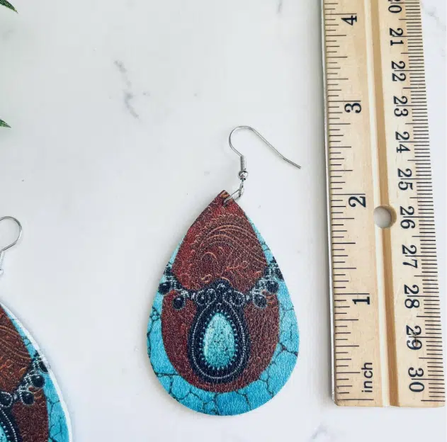 2D Flat Faux Leather Drop Earrings 2